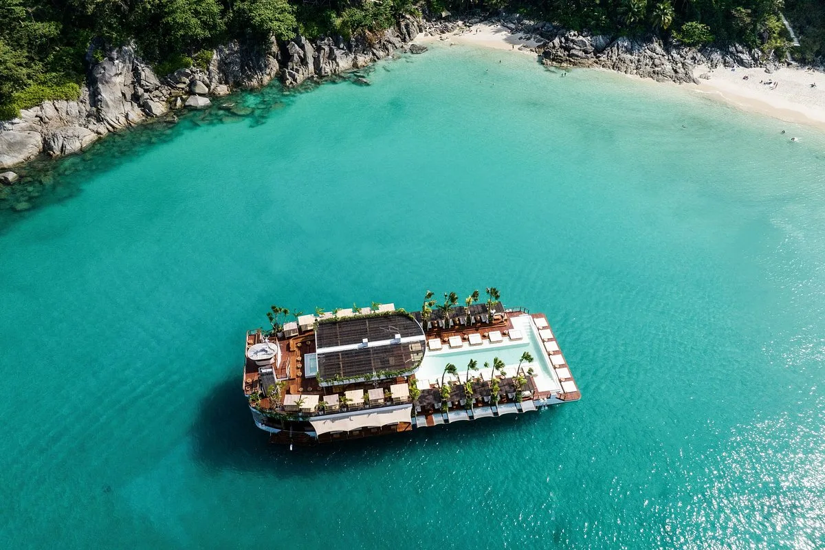 Yona Beach Club